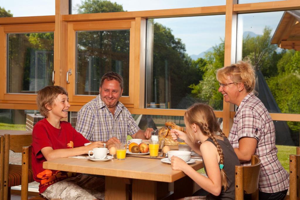 Haus Chiemgau - Kolping-Familienhotel Teisendorf Exteriér fotografie